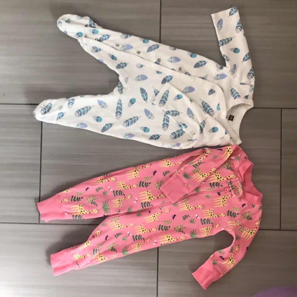 Bundle of two sleepers. Purchased new spring 2018